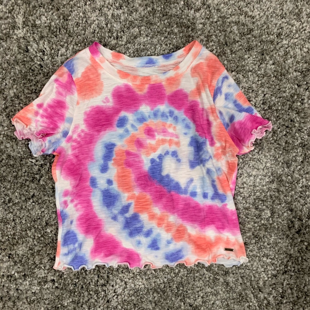 Hollister Scalloped Hem Tie Dye Crop Top